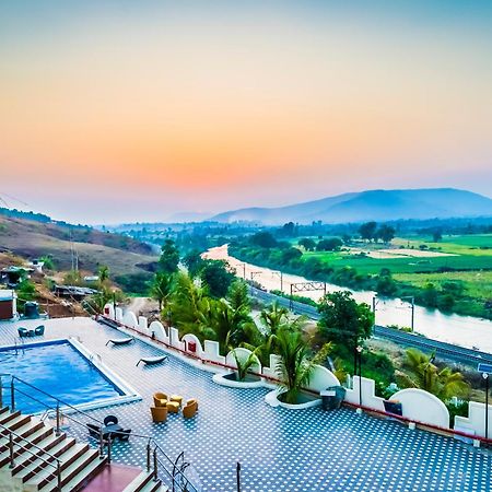 Ratnaa Resort Khamshet Eksteriør billede