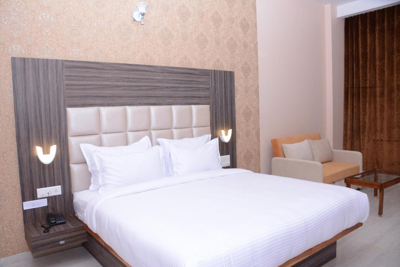 Ratnaa Resort Khamshet Eksteriør billede