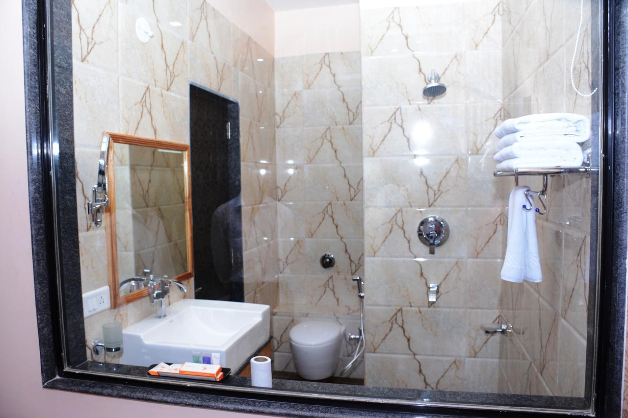 Ratnaa Resort Khamshet Eksteriør billede